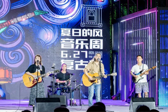 寶安日?qǐng)?bào)：寶企LED顯示屏閃耀浙江文旅消費(fèi)季！聯(lián)誠發(fā)助力打造沉浸式旅游消費(fèi)氛圍